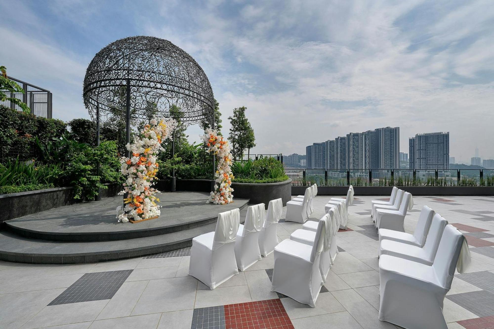 Hotel Courtyard By Marriott South 5*