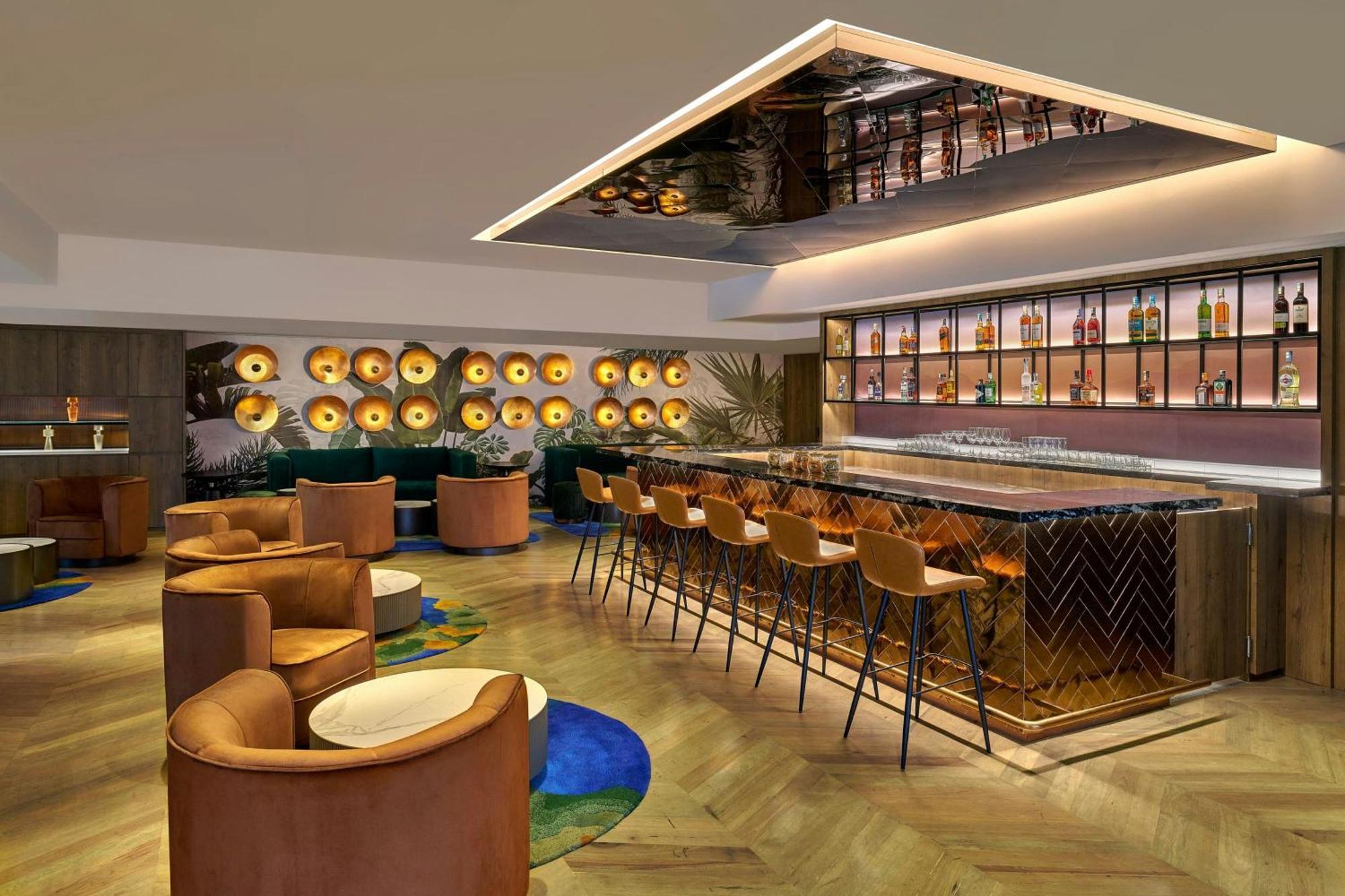 Courtyard By Marriott South Hotel 5*